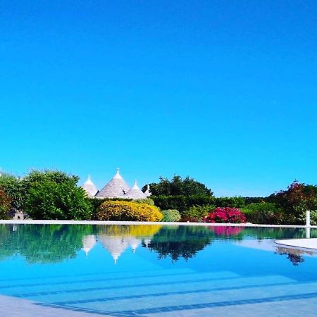 Trulli Isago Bed & Breakfast Locorotondo Bagian luar foto