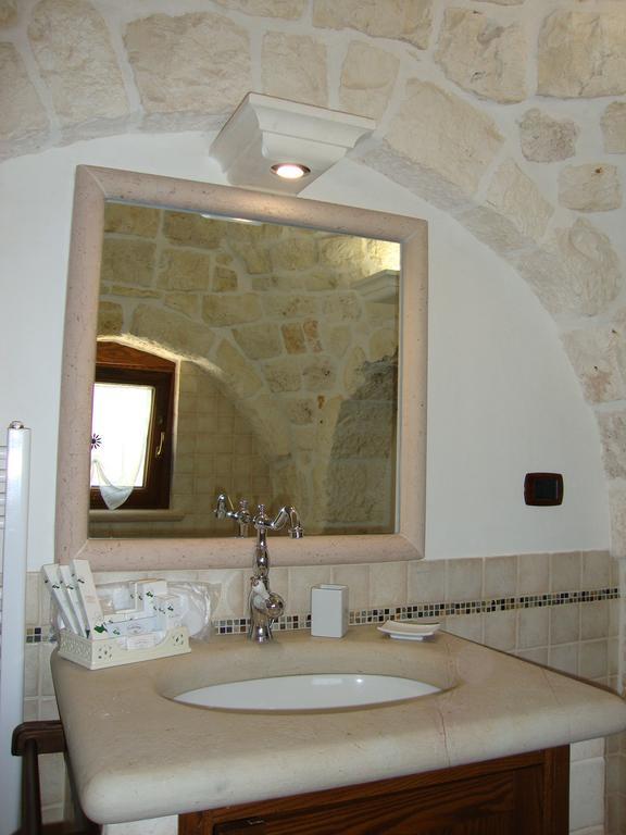 Trulli Isago Bed & Breakfast Locorotondo Bagian luar foto
