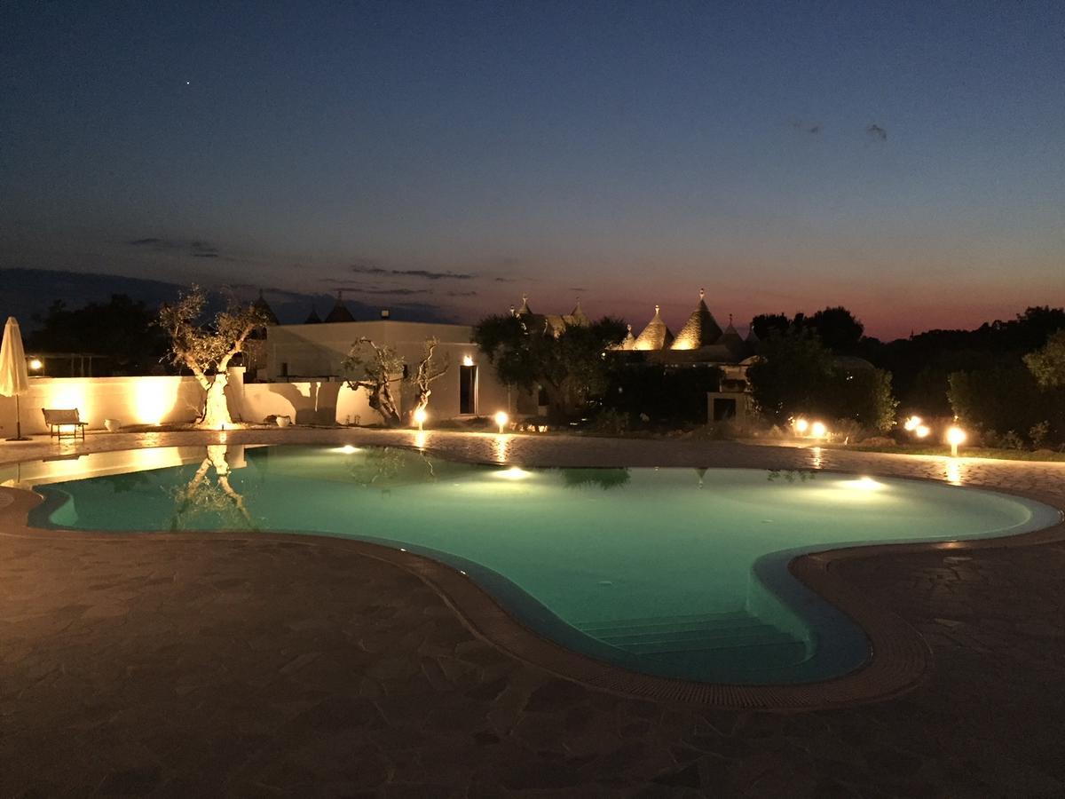 Trulli Isago Bed & Breakfast Locorotondo Bagian luar foto