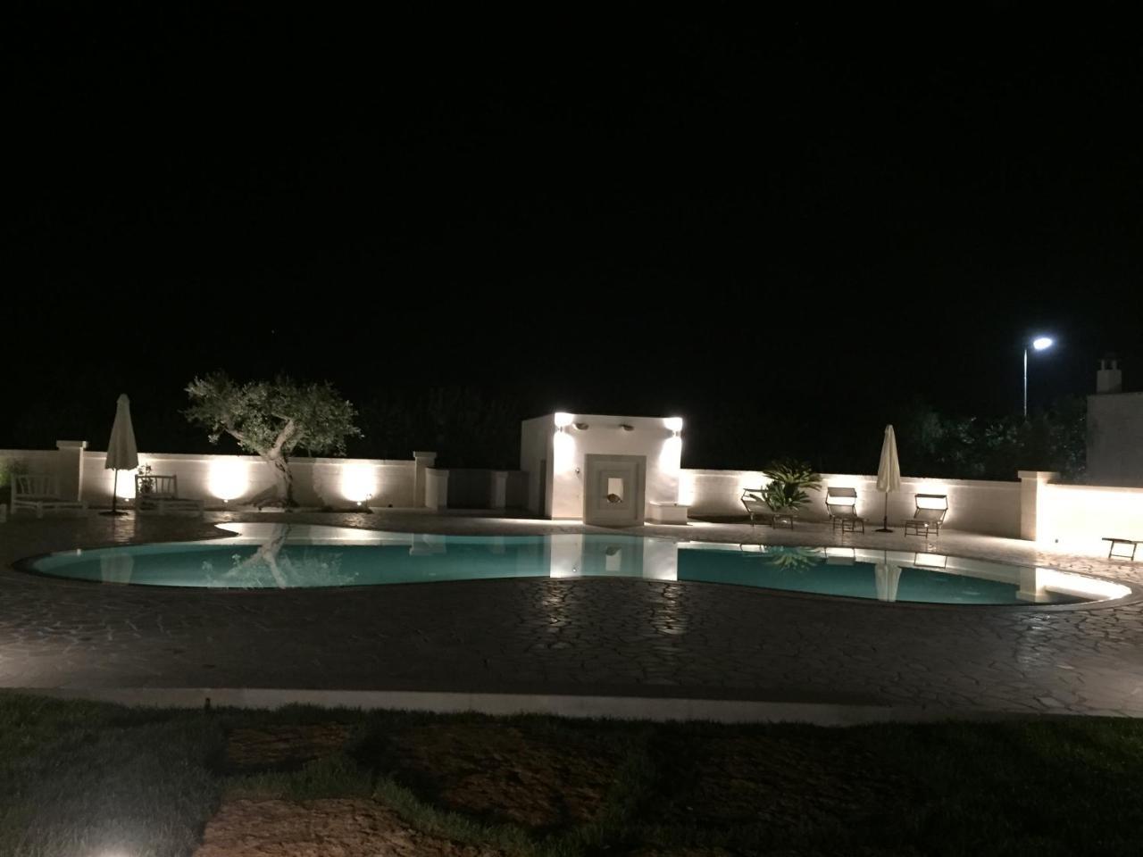 Trulli Isago Bed & Breakfast Locorotondo Bagian luar foto